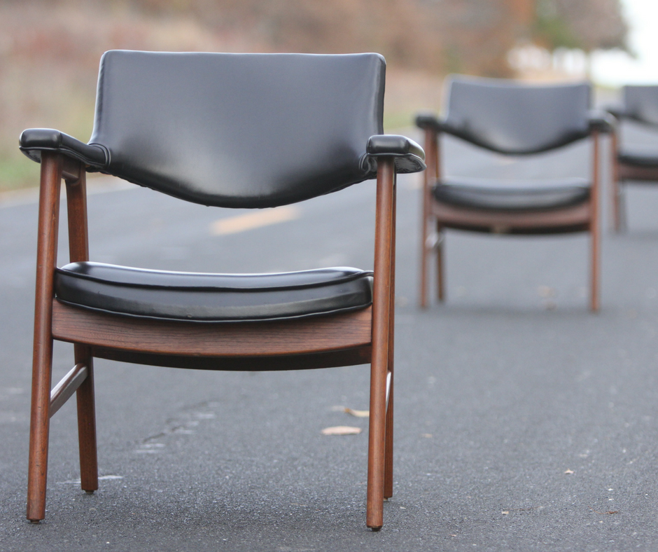 Collection of vintage seating items